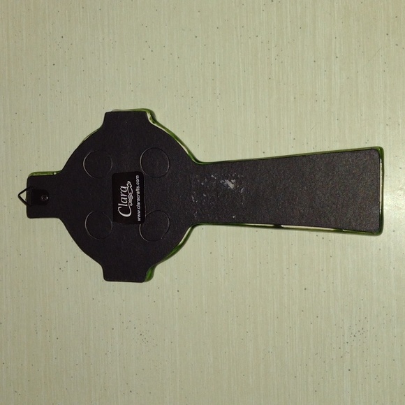 Celtic cross wall hanging green, red and ivory ceramic, Christmas - Picture 2 of 4